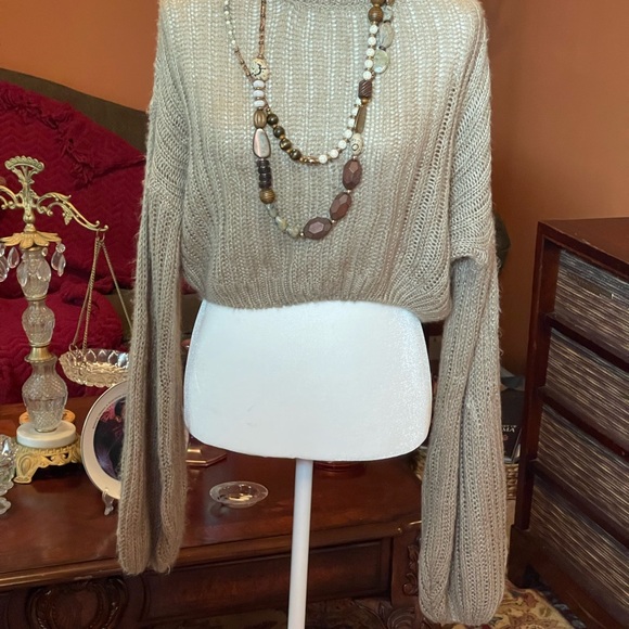 Shein Cropped Bell Sleeve Sweater - Picture 2 of 7